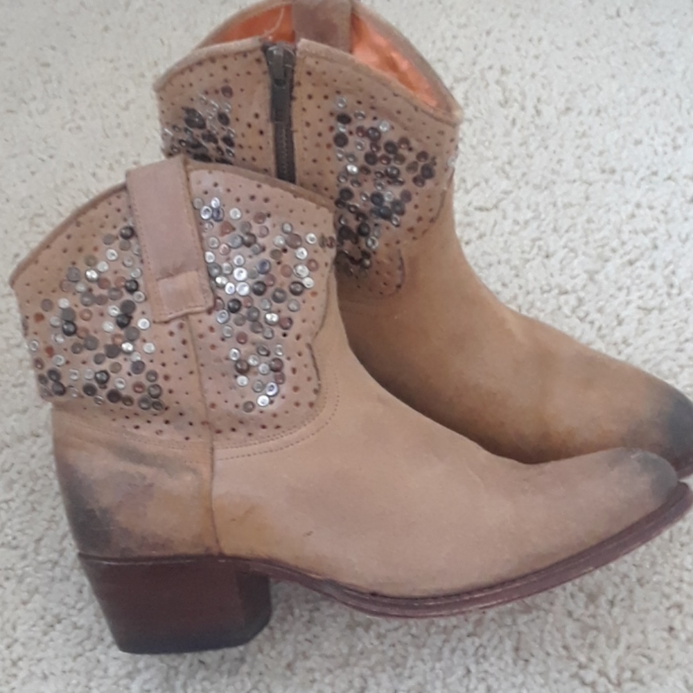 Frye Deborah Boots..6.5
